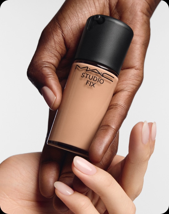 Studio Fix Fluid SPF 15 Foundation
